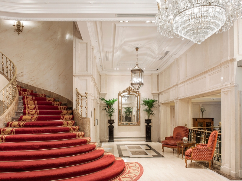 Lobby Area Staircase