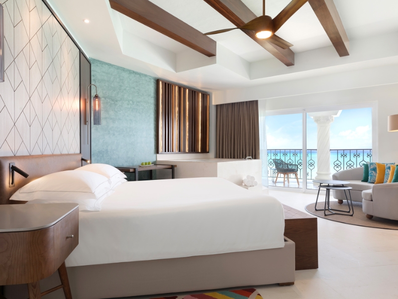 Junior Suite Ocean View King