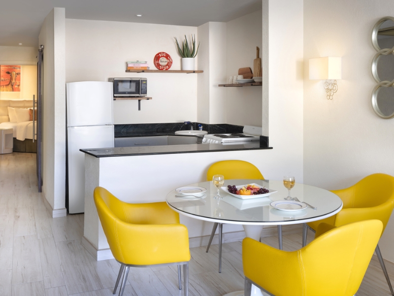 One Bedroom Suite Kitchen