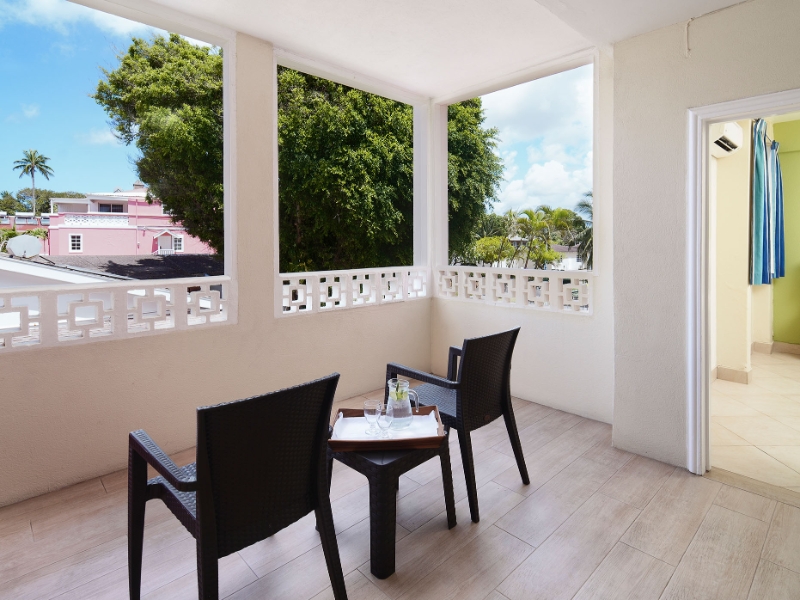 Garden pool view balcony Banyan