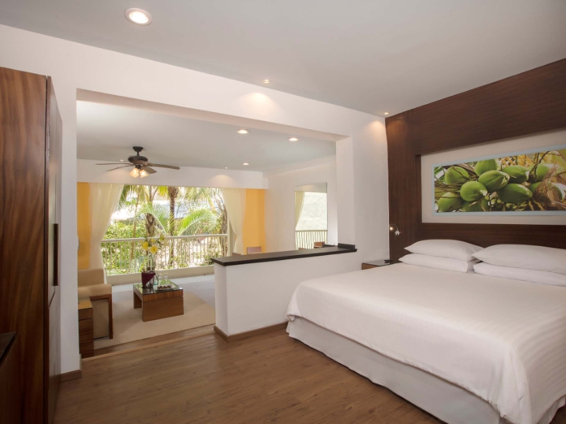 Deluxe Suites Ocean View