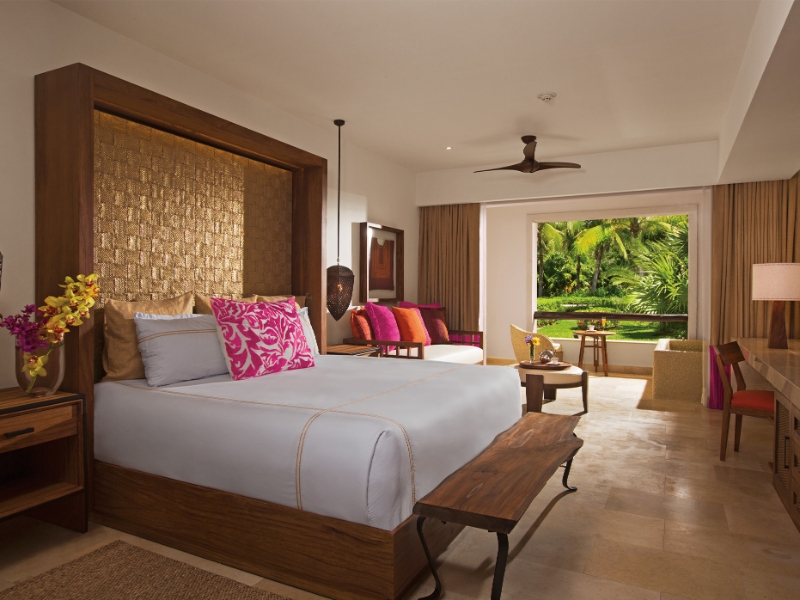 Junior Suite Tropical View King