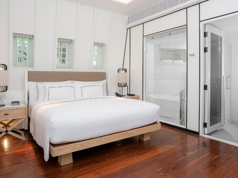 The Level Boat Suite Sea view