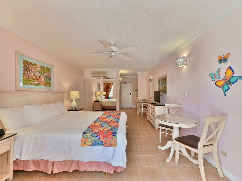 Superior Studio Pool View