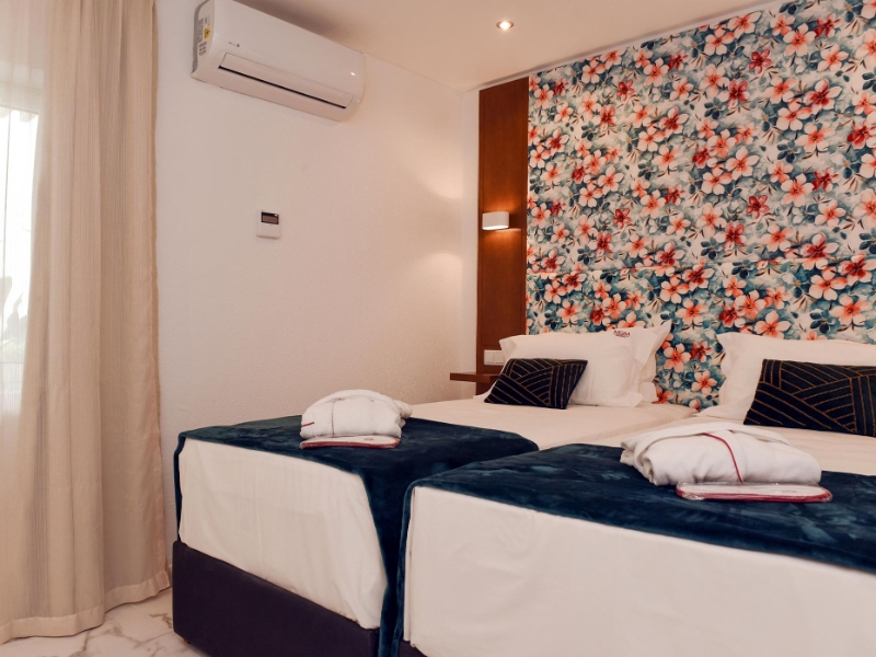 Luxury One Bedroom Sea View