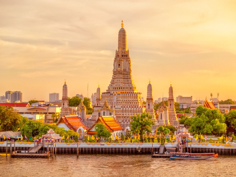 Essential Thailand