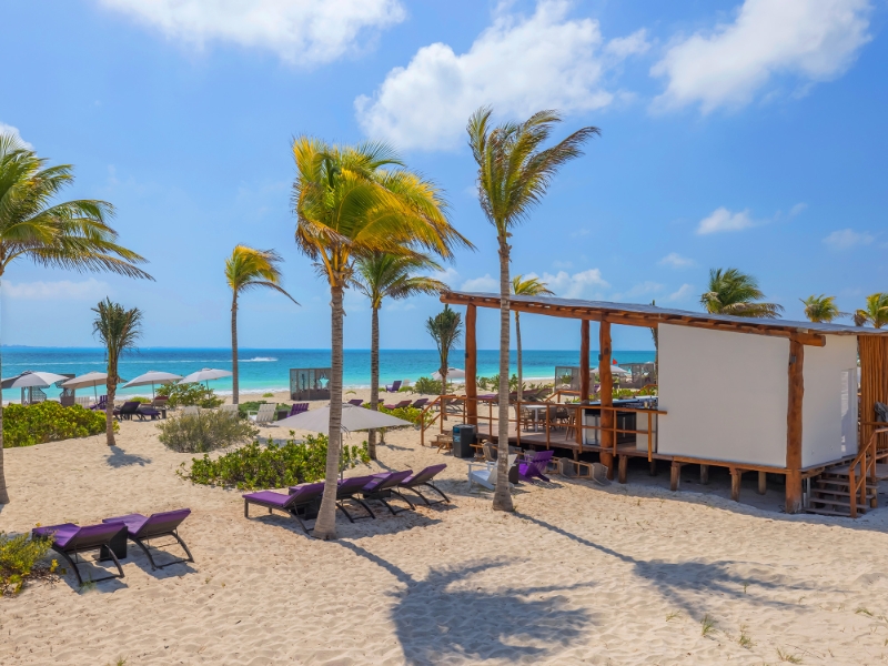Surfs Up Baywatch Beach Bar