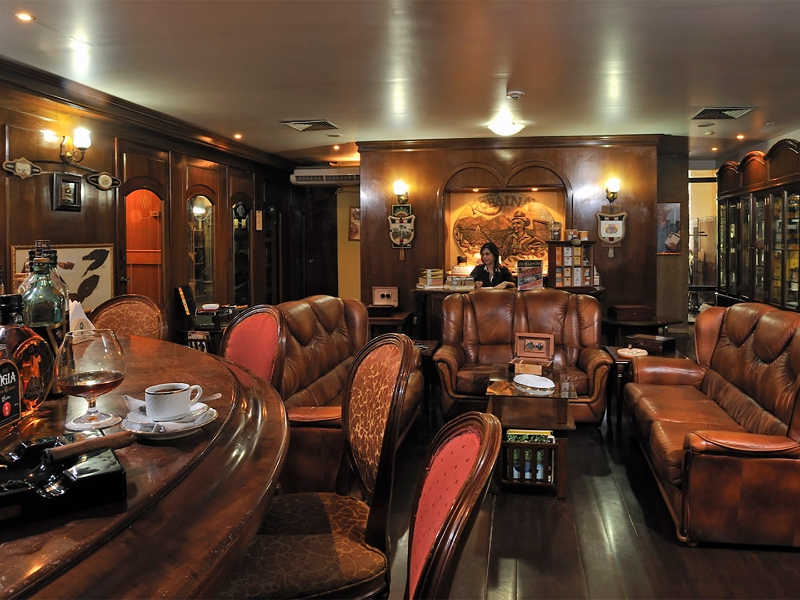 Bar Degustador Robaina