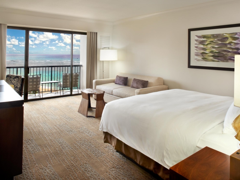 Alii Tower Room
