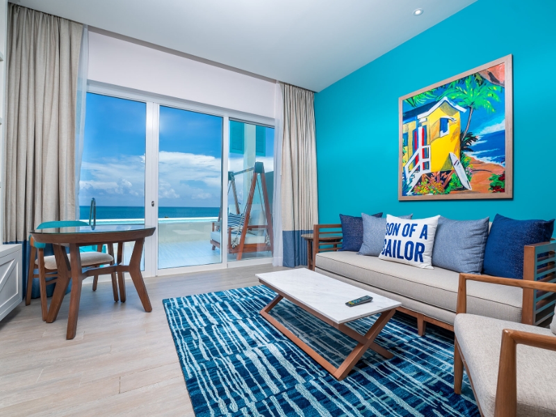 Oceanfront Paradise Swim Up Studio