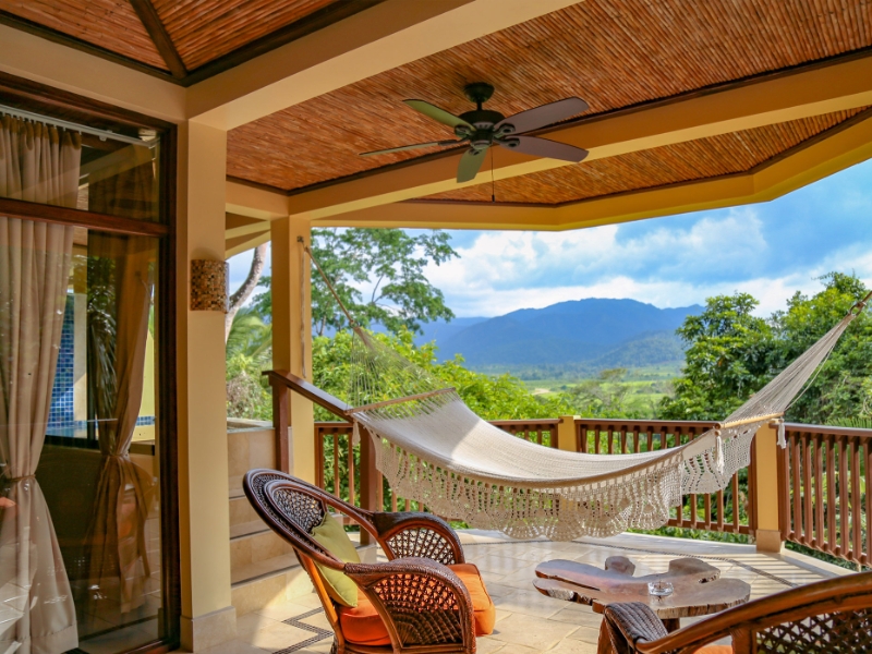 Mountain View Suites