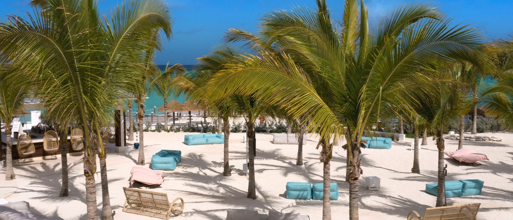 Grounds Coconut Grove Beach Lounge